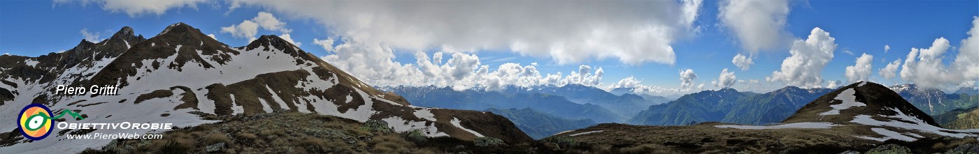 49 Vista sul Monte Avaro a dx e Valletto, Tribortoi e Triomen a sx.jpg